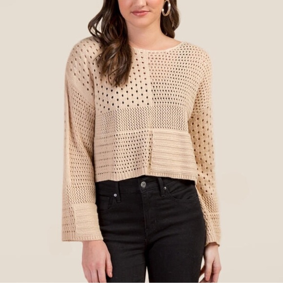 Francesca's Collections Sweaters - Franchescas cropped knit bell sleeve sweater